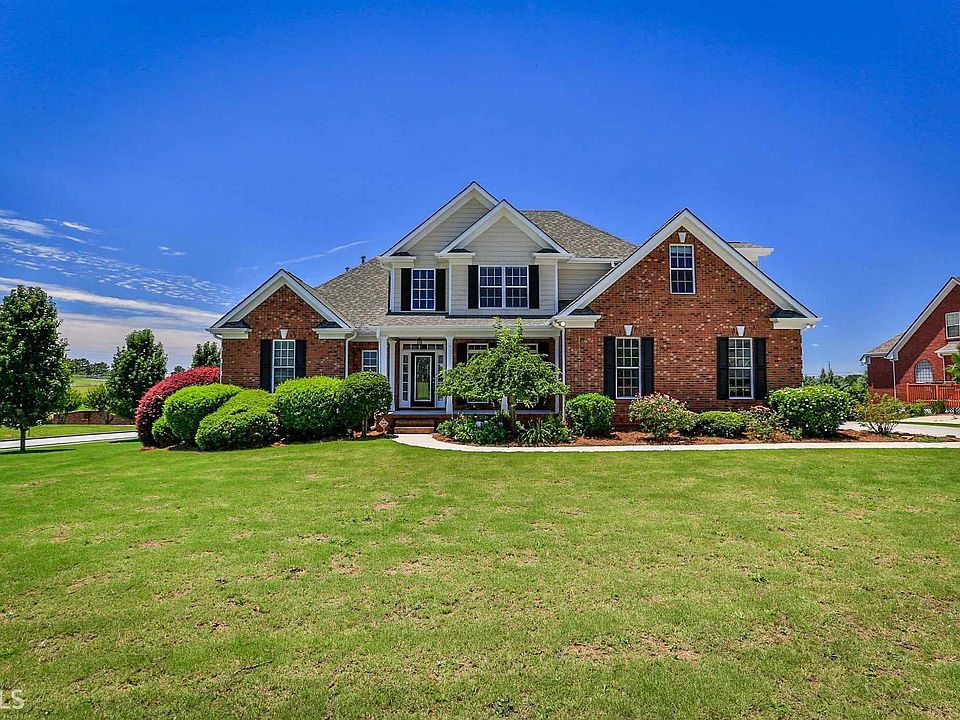 1st image of 400 Sara Ct