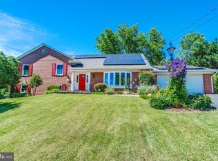 305 Chartwell Dr, Silver Spring, MD 20904