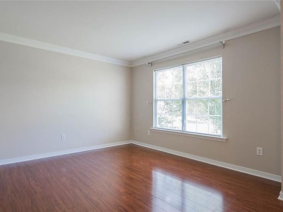 5th image of 8109 Asheville Ct