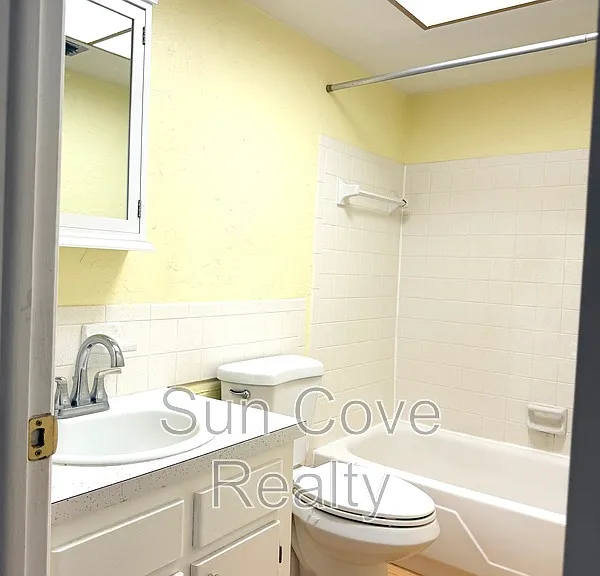 5880 38th Ave N #305 — Photo 7