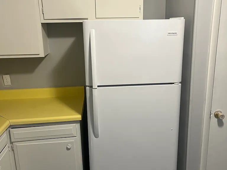 147 Woodland Dr #6 — Photo 7