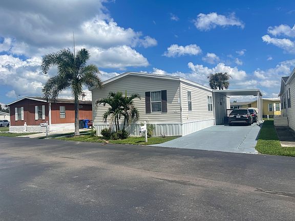 2nd image of 1240 Autumn Dr #334