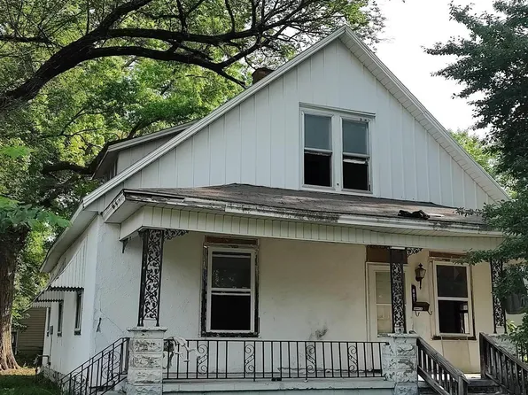 601 E Jefferson St, Clinton, MO 64735