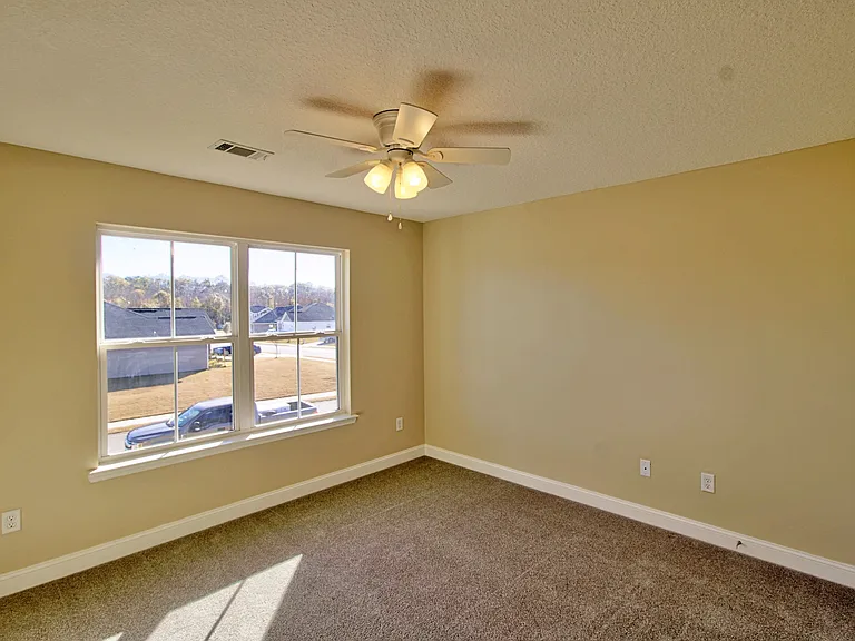 326 Fairview Cir — Photo 28