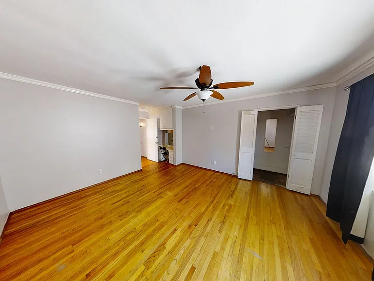 5640 Dorothy Way — Photo 9