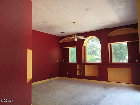 5th image of 3412 Dijon Ave