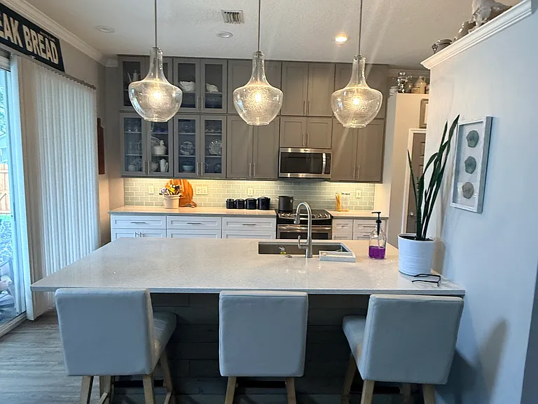 3517 Bay Island Cir — Photo 32