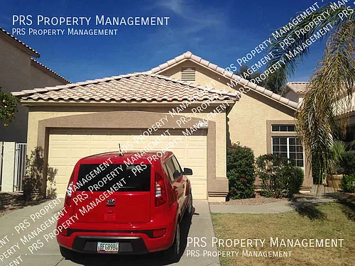 629 S Oak St Photo 1