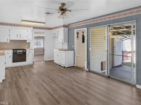 1163 Santa Lea Ave, Los Banos, CA 93635