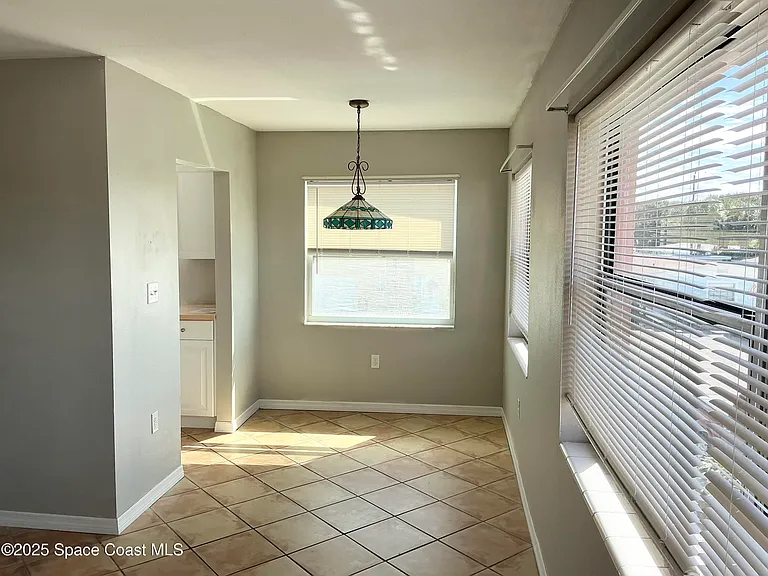 420 Monroe Ave #D202 — Photo 6