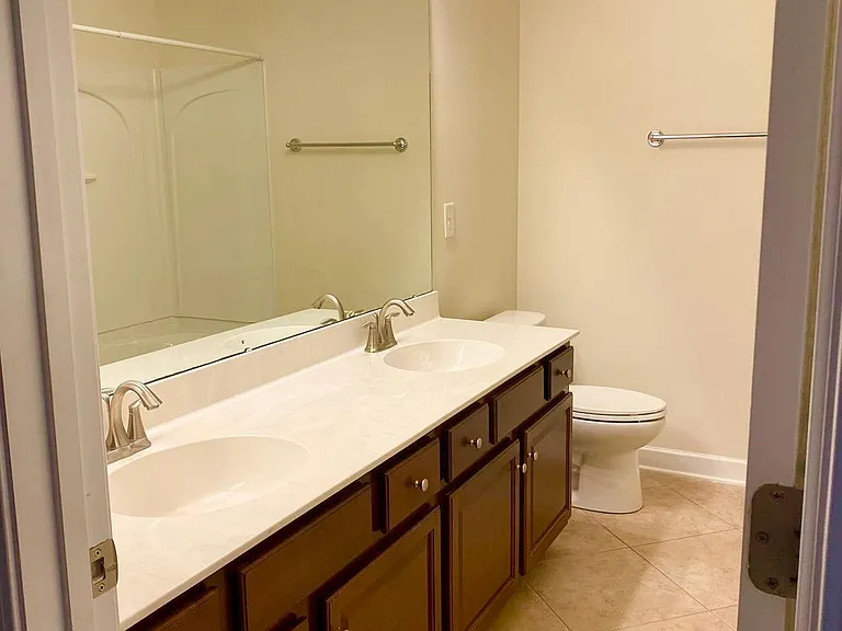 1213 Silverstone Ct — Photo 15