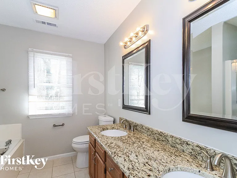 3110 Glenshire Dr — Photo 10