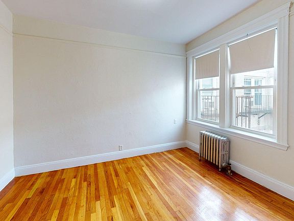 2nd image of 1688 Commonwealth Ave #32