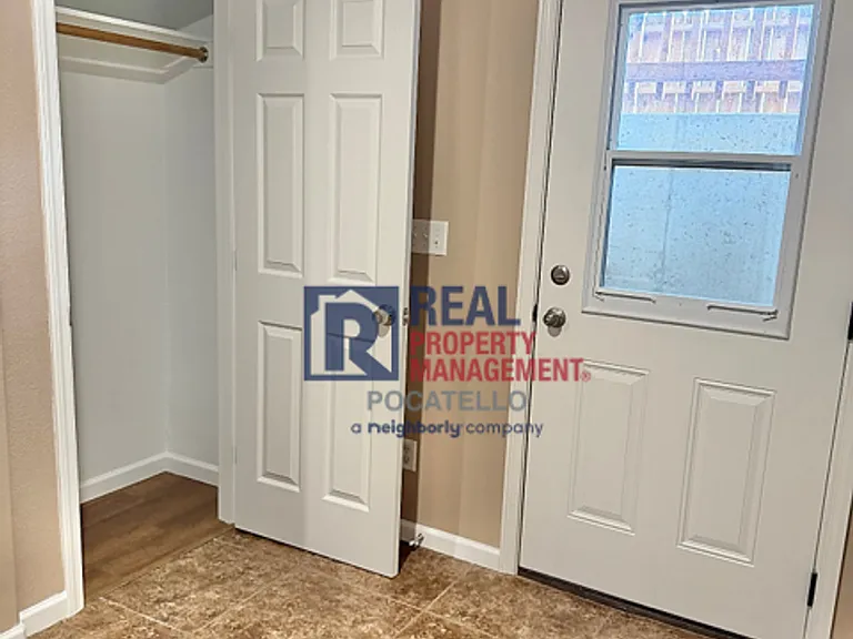 13355 N Dekay Rd — Photo 5
