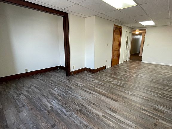 3rd image of 124 1/2 W Fayette St #124-1/2
