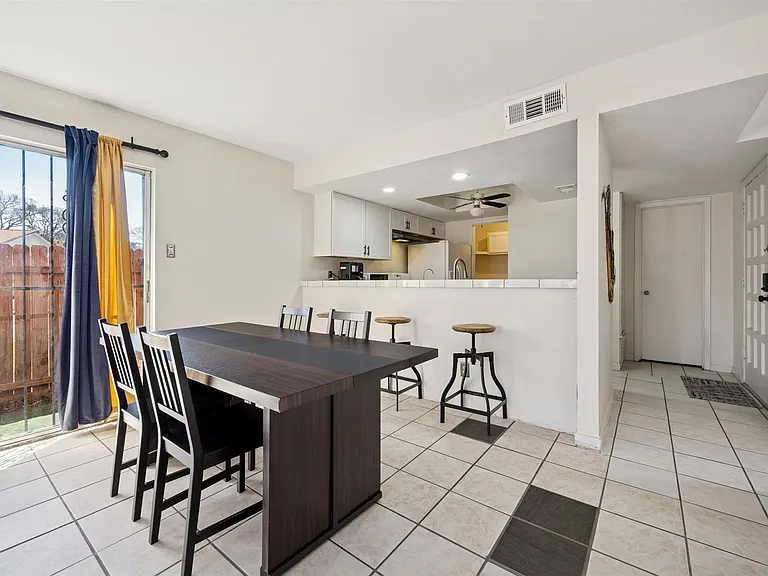 4814 Misty Slope Ln — Photo 4