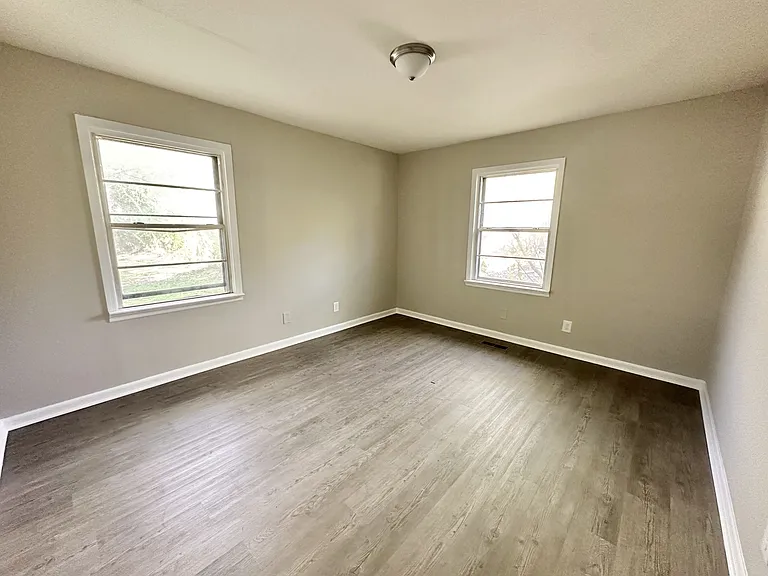 1312 Gulfport St — Photo 5