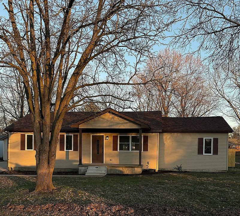 1st image of 150 Poplar St