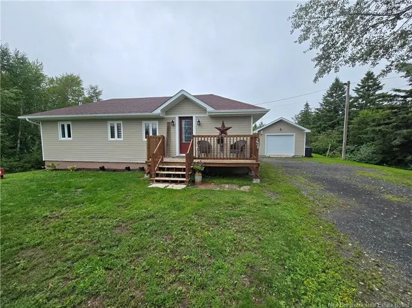 238 Laplante N, Beresford, NB E8J 1Z6