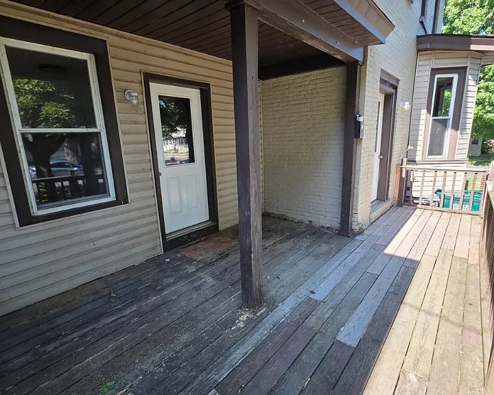 51 W Albany St — Photo 9