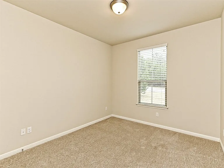 21800 Ryan Dr — Photo 22