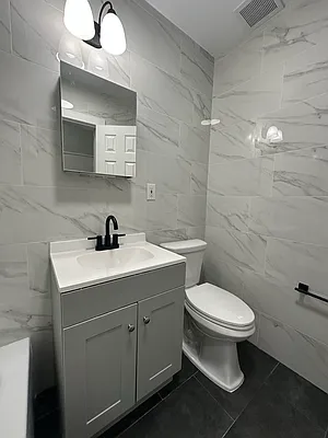 Rented by Peter R. Hungerford, LREB | media 29