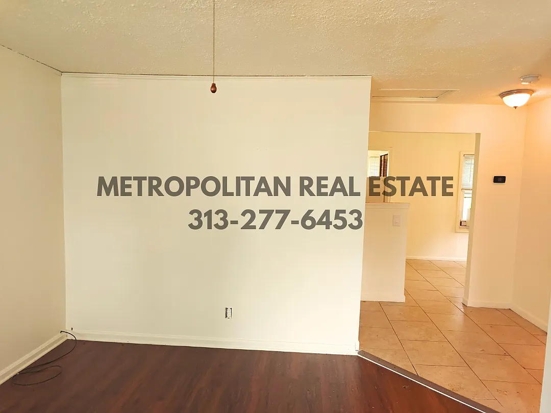 3 bed, 972 sqft, $1,450 — Photo 3