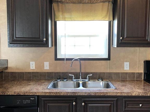 3rd image of 4103 Willow Bend Dr