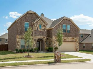 1110 Masquerade Dr, Midlothian, TX 76065