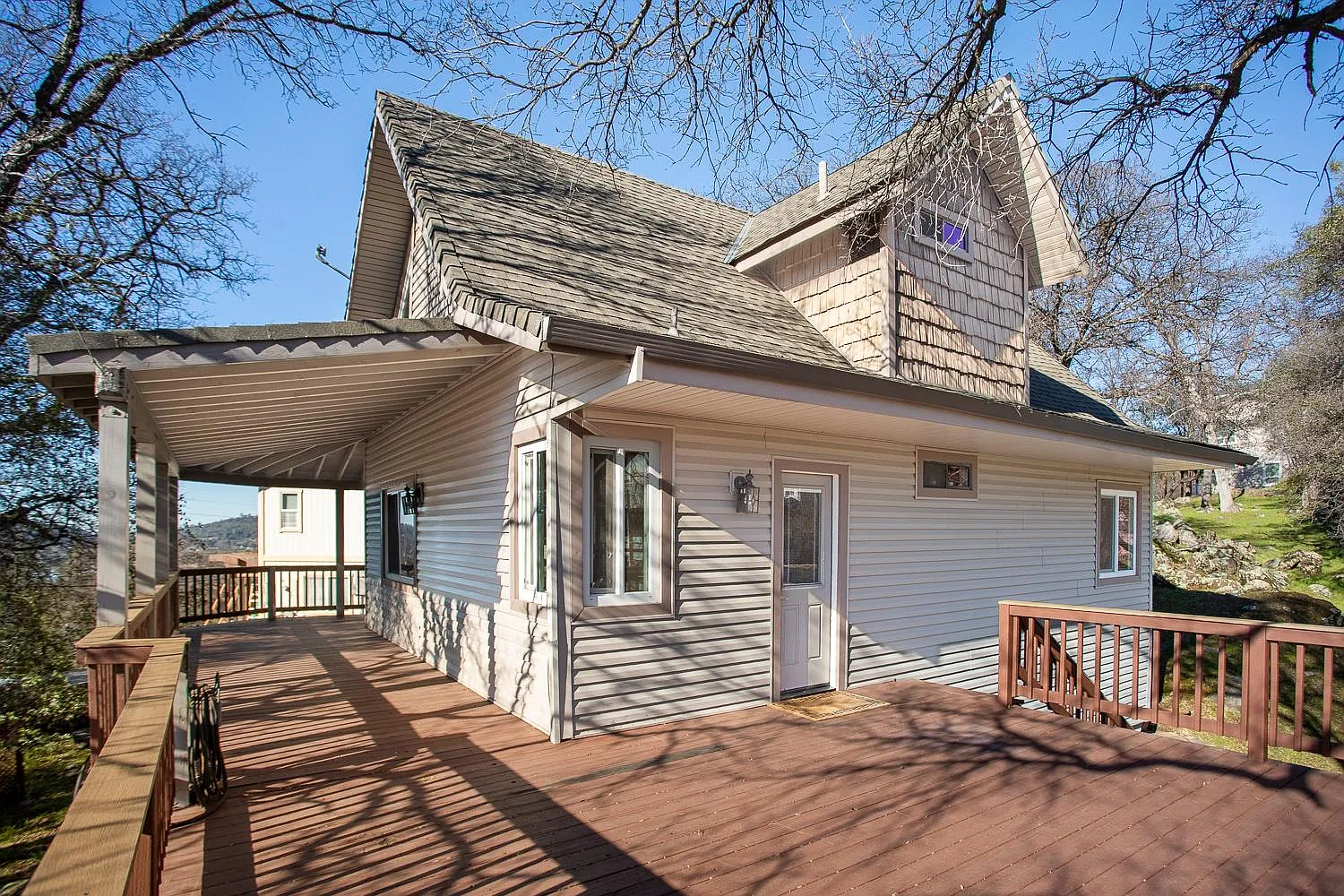 13731 Sun Forest Dr photo 1