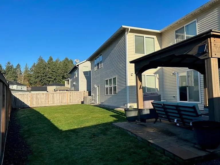 1187 Swan Loop — Photo 43