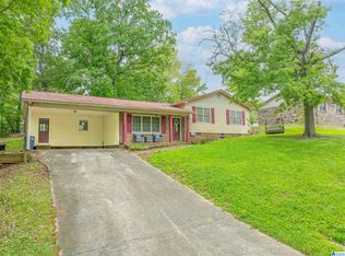 1214 Wildoak Dr, Anniston, AL 36206