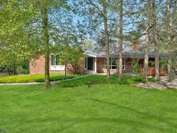 259 Long Meadow Rd, Kinnelon Boro, NJ 07405