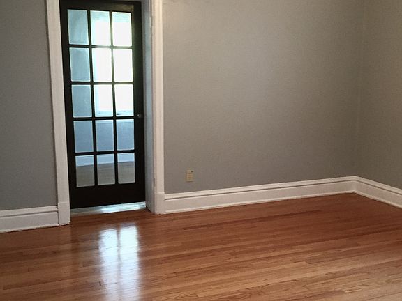 3rd image of 7139 Dartmouth Avenue # Fl 2nd