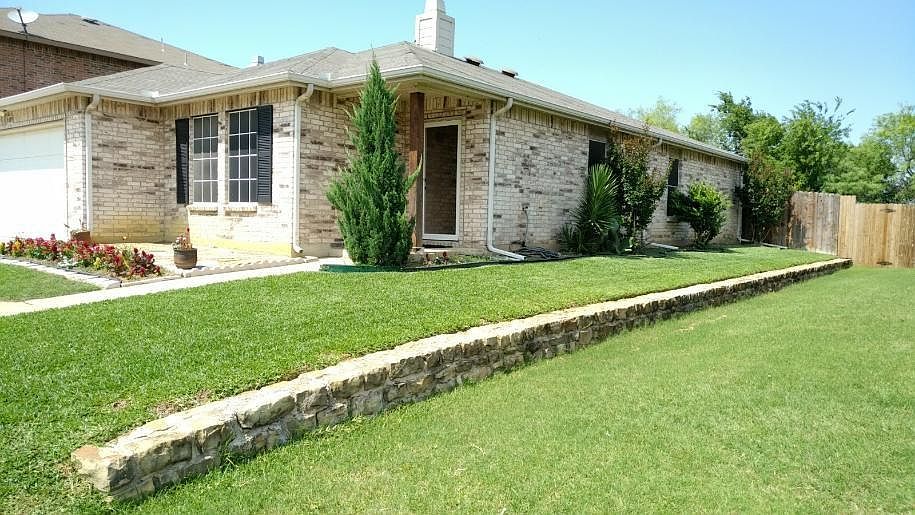 1st image of 8409 River Bluffs Dr