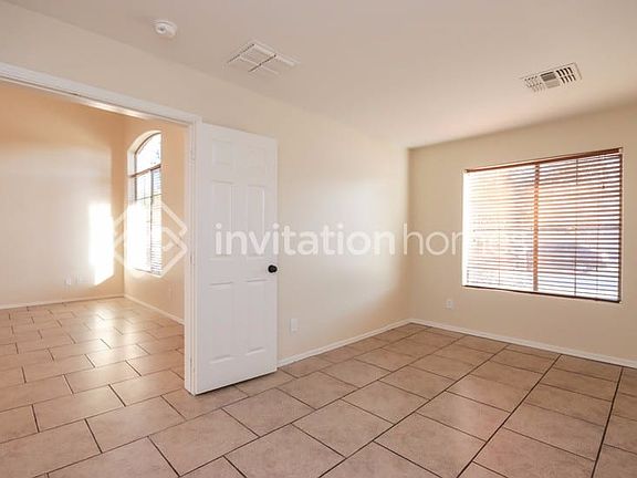 4th image of 15258 N 136th Ln