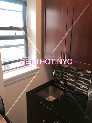 Rented by Weissman Realty | media 26