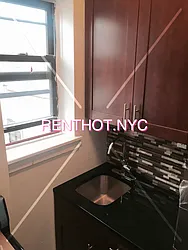 Rented by Weissman Realty