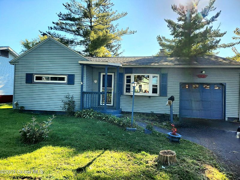 2nd image of 11 New Jersey Avenue