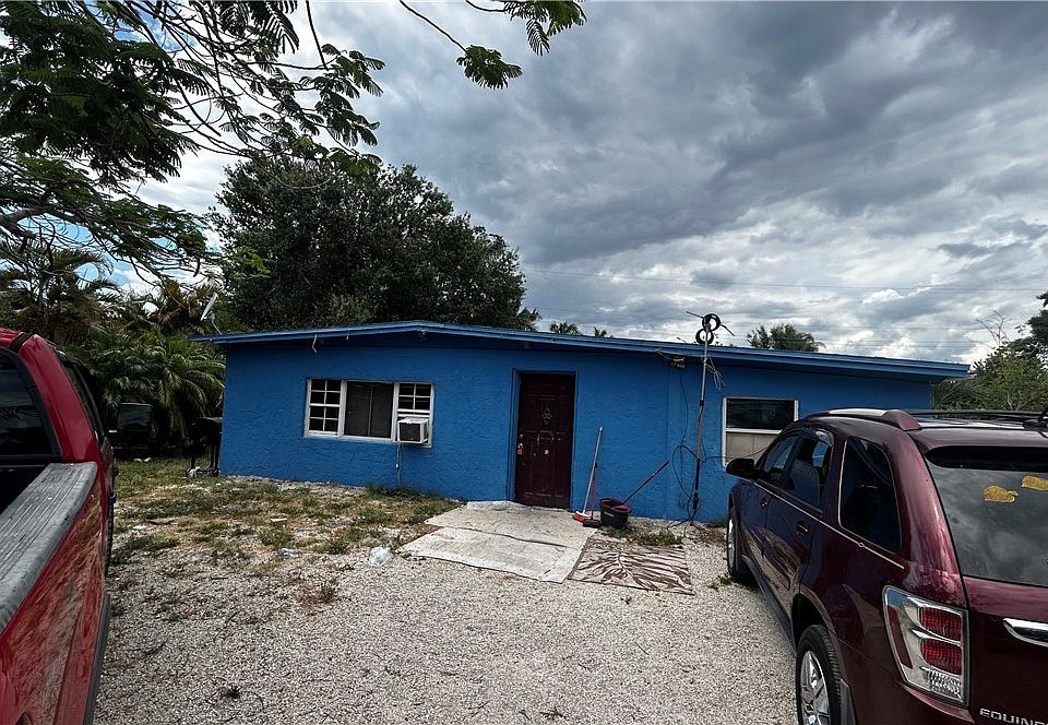 1st image of 4811 Hunters Green Dr