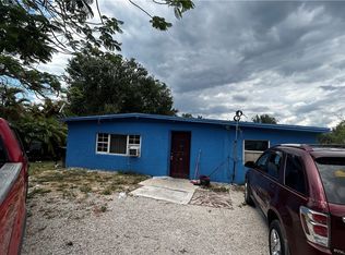 4811 Hunters Green Dr, Fort Myers, FL 33905