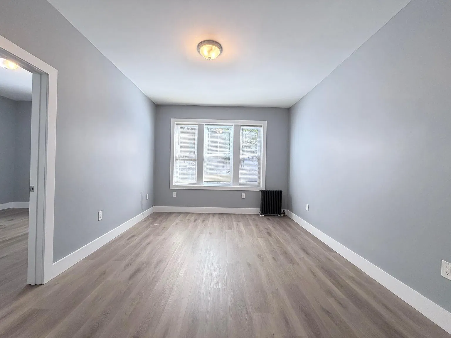 126 Corbin Avenue — Photo 3