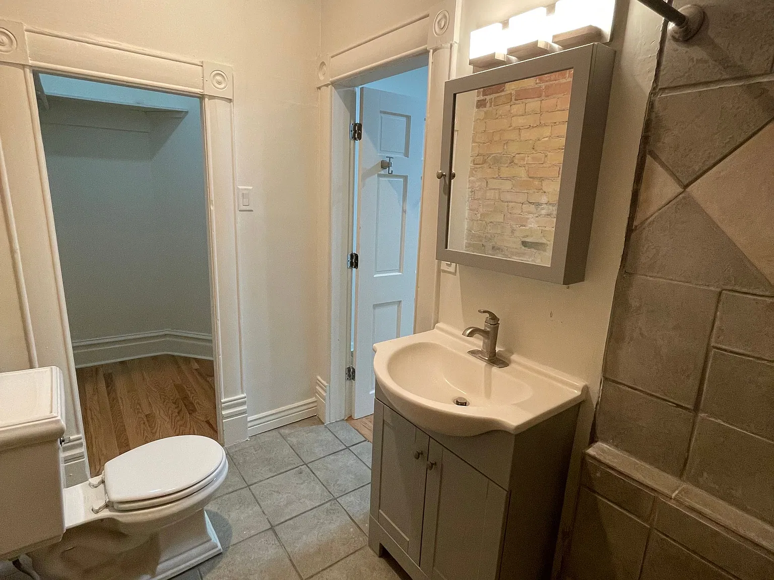 1 bed, 750 sqft, $1,395 — Photo 4