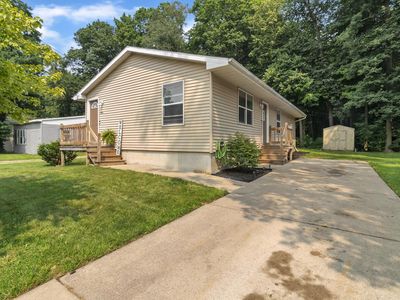 2606 Kate St, Holt, MI, 48842