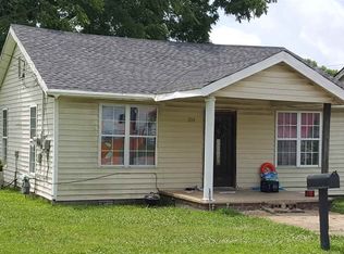 204 Dempster St, Jackson, TN 38301