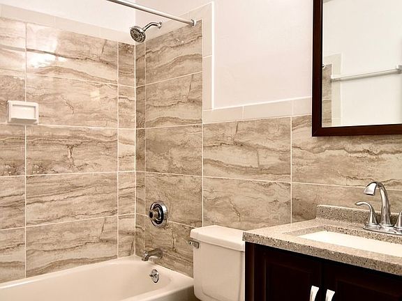 5th image of 301 W 110th St #1CC