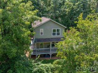 18 Old West Chapel Rd, Asheville, NC 28803