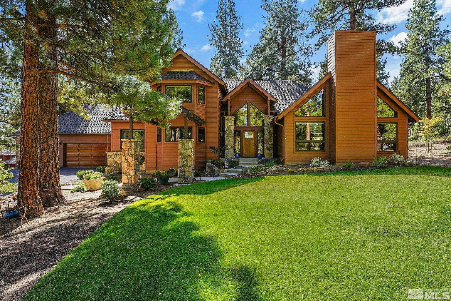 375 Douglas Fir Dr photo 1