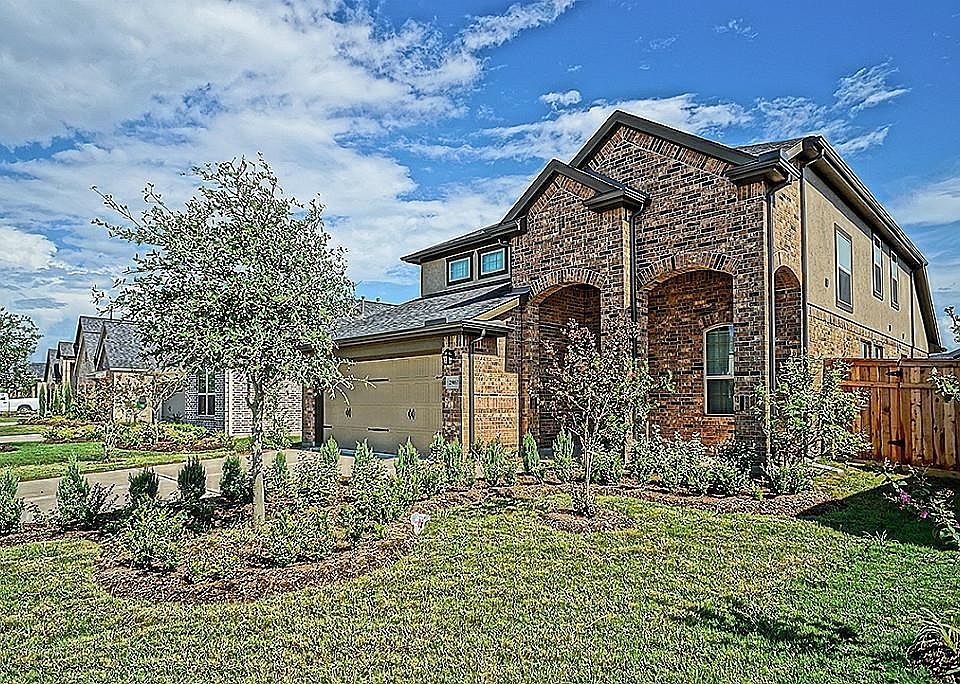 1st image of 29163 Marina Point Ln