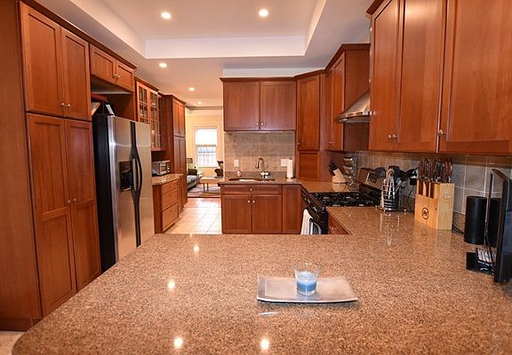 4th image of 63 Otis St APT 1